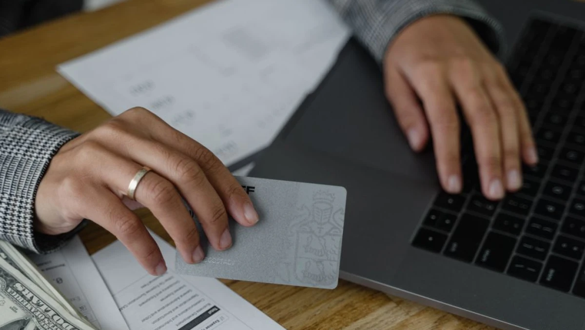 Laporan Keuangan untuk Bisnis Retail: Komponen yang Harus Dipantau Setiap Bulan