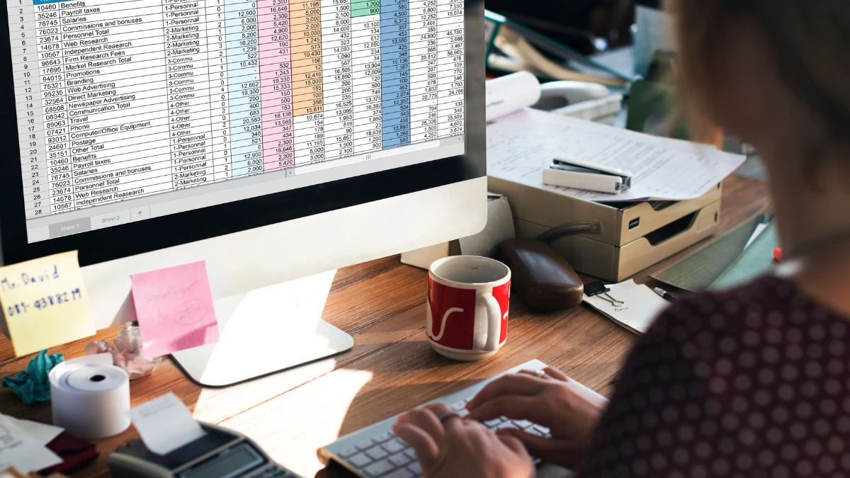 Aplikasi Sistem Keuangan Berbasis Teknologi,  Strategi  Cerdas Mengelola Keuangan