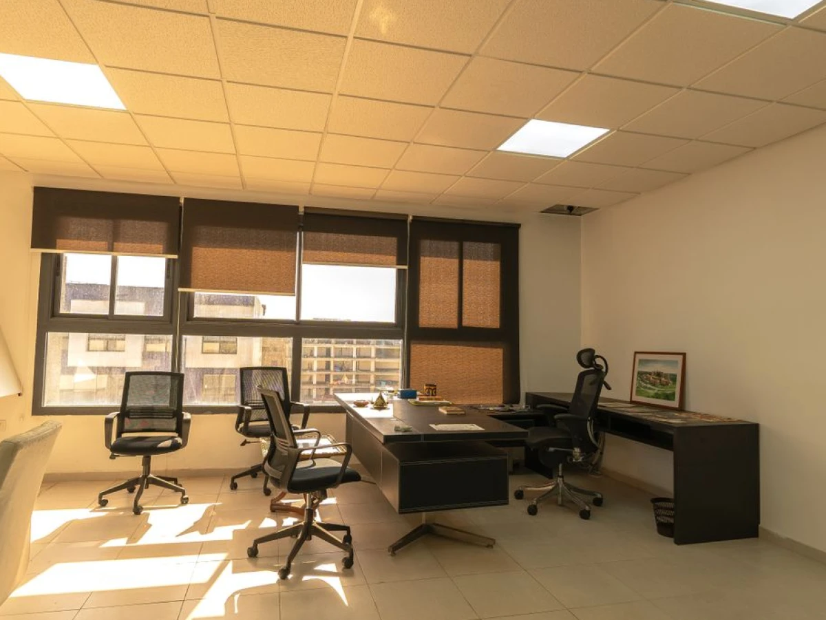 Jasa Sewa Kantor Virtual vs Kantor Fisik: Mana yang Lebih Tepat untuk Bisnis?