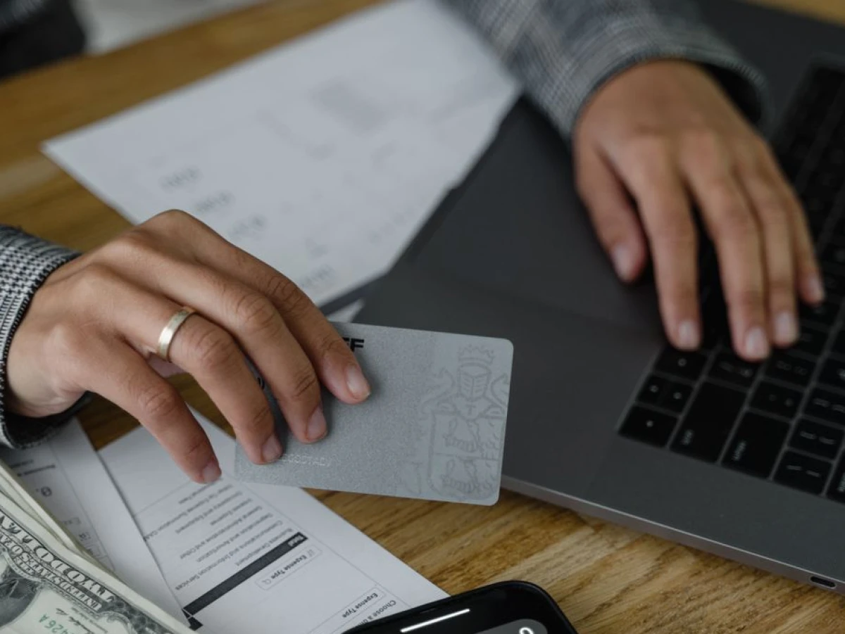 Laporan Keuangan untuk Bisnis Retail: Komponen yang Harus Dipantau Setiap Bulan