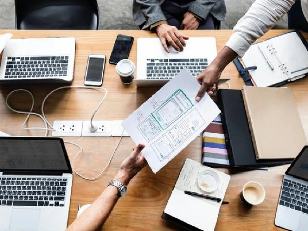 Proses Bisnis & Kemampuan Admin Dalam  Memaksimalkan Keuntungan